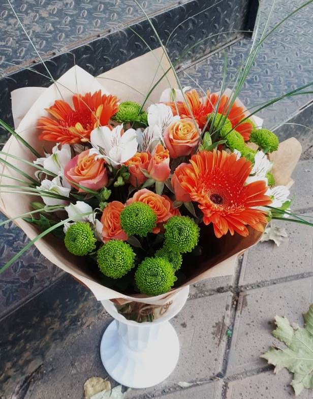 Букет цветов из: Герберы, Хризантемы, Альстромерии и Розы в Гавердовский