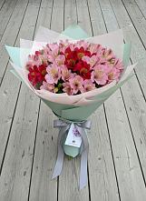 Букет цветов из:  Альстромерии в Гавердовский