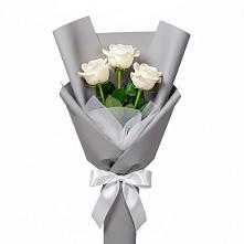 Букет 3 белые розы в Гавердовский