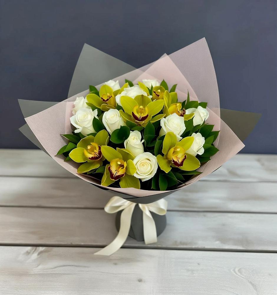 Букет цветов из: Орхидеи и Розы в Гавердовский