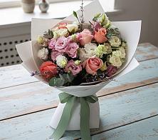 Букет цветов из:  Розы, Лизиантусы и Гвоздики #REPLACE_PRED# Гавердовский