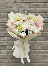 Букет цветов из:  Гвоздики, Розы, Лизиантусы и Хризантемы в Гавердовский