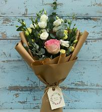 Букет цветов из:  Розы и Лизиантусы в Гавердовский